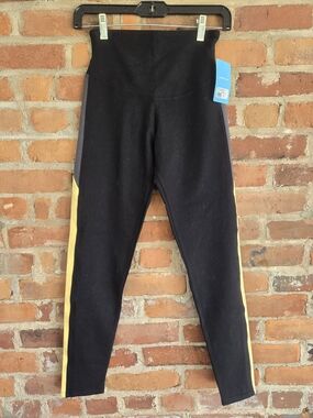 High-Waist Black Leggings with Yellow Side Stripe